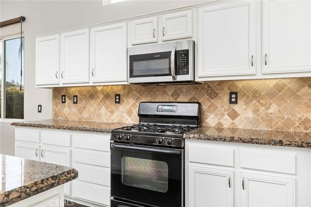 34285 Canyon Rim Drive, Lake Elsinore, CA 92532