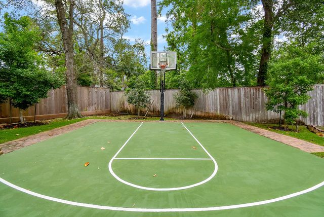 11910 Heritage Lane, Houston, TX 77024