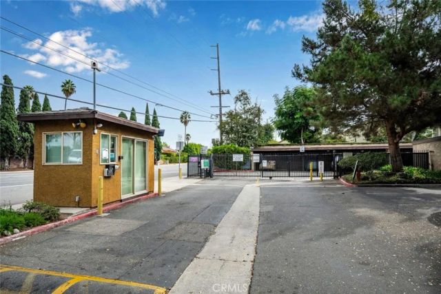 7890 E. Spring St. 15D, Long Beach, CA 90815