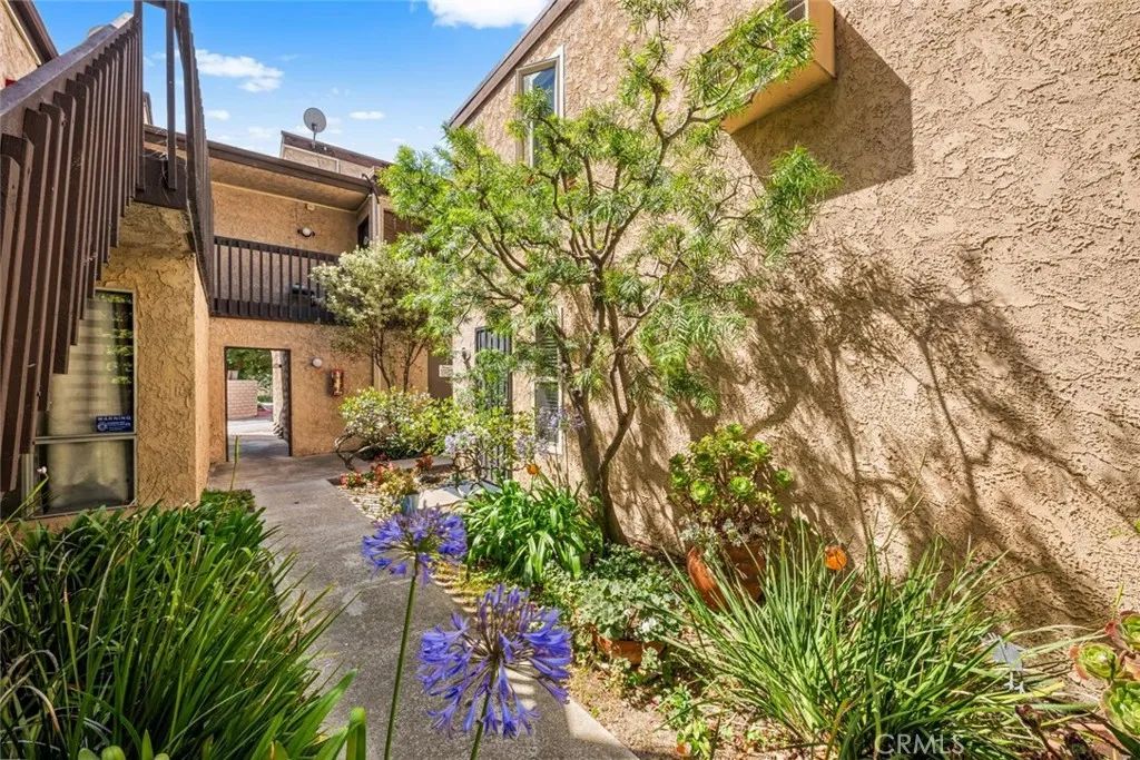 7890 E. Spring St. 15D, Long Beach, CA 90815