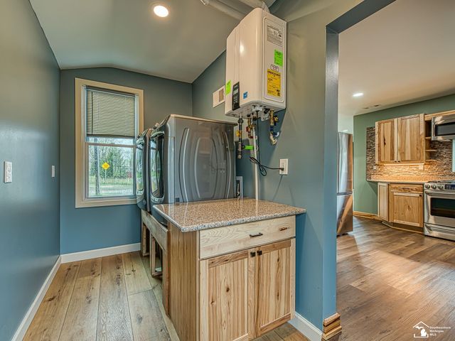 371 Washington Street, Dundee Twp, MI 48131