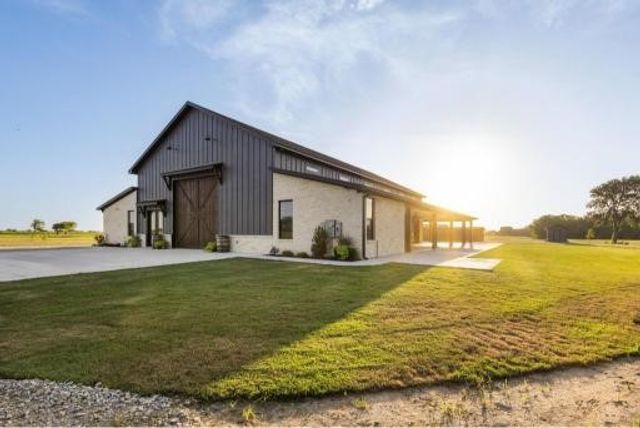 4251 Refuge Road, Sherman, TX 75092