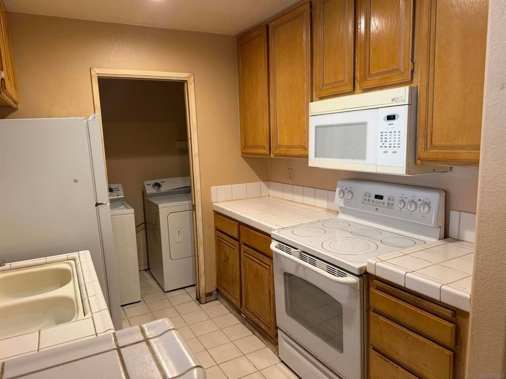 3969 Mahaila 106, San Diego, CA 92122 — photo 4