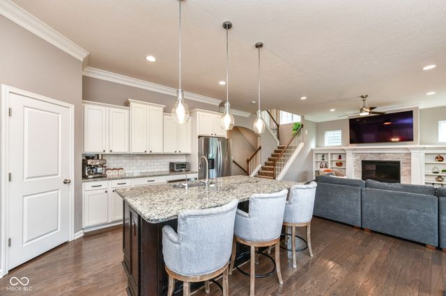 1472 Birdsong Drive, Westfield, IN 46074