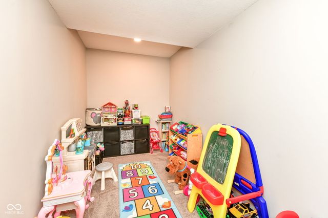 1472 Birdsong Drive, Westfield, IN 46074