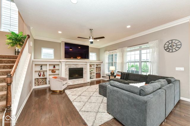 1472 Birdsong Drive, Westfield, IN 46074