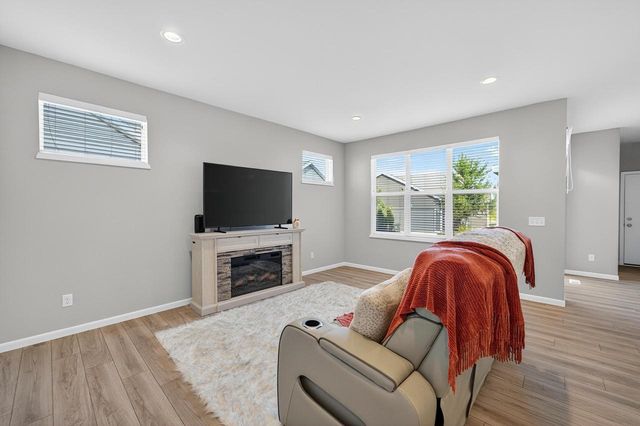 2186 Rosenberg Lane, Sun Prairie, WI 53590