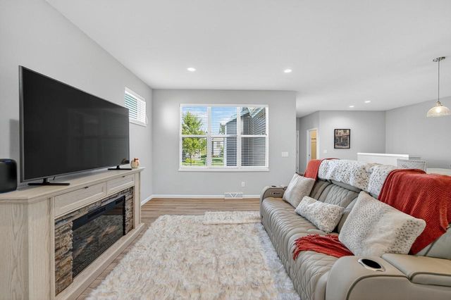 2186 Rosenberg Lane, Sun Prairie, WI 53590