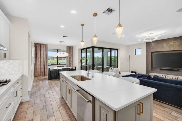 8305 Pedigree Circle, Lake Worth, FL 33467