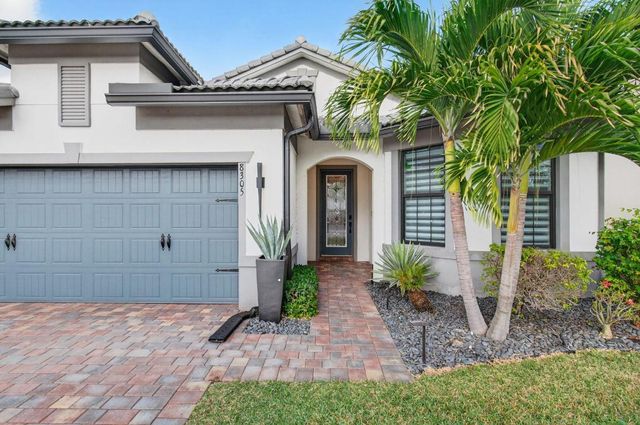 8305 Pedigree Circle, Lake Worth, FL 33467