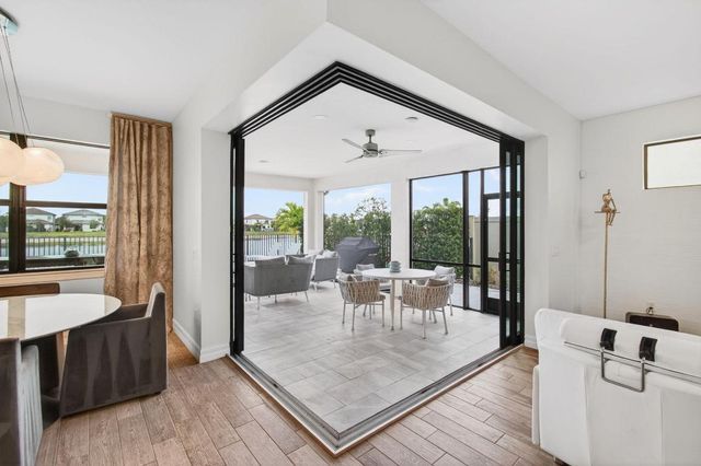 8305 Pedigree Circle, Lake Worth, FL 33467