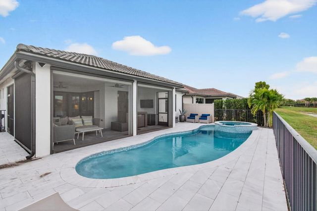 8305 Pedigree Circle, Lake Worth, FL 33467