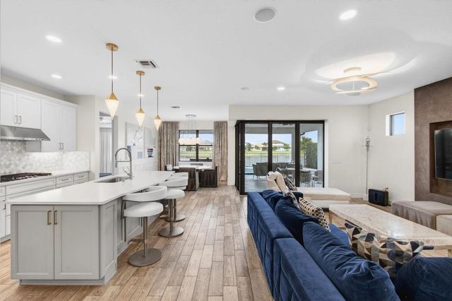 8305 Pedigree Circle, Lake Worth, FL 33467