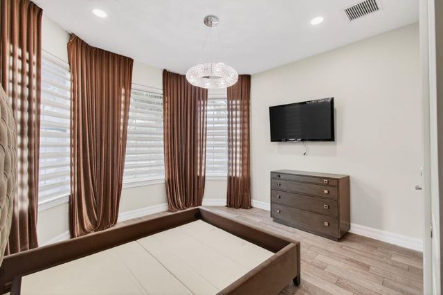 8305 Pedigree Circle, Lake Worth, FL 33467