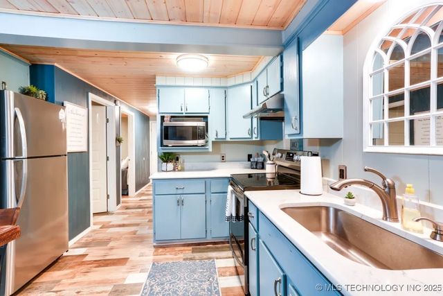 5112 Oakwood Drive, Kingston, OK 73439