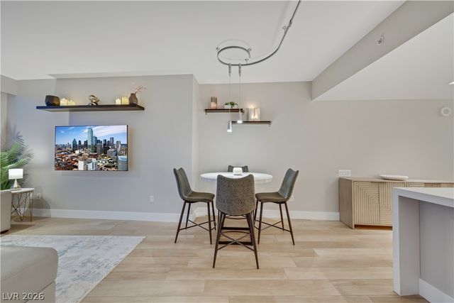 322 Karen Avenue 2902, Las Vegas, NV 89109