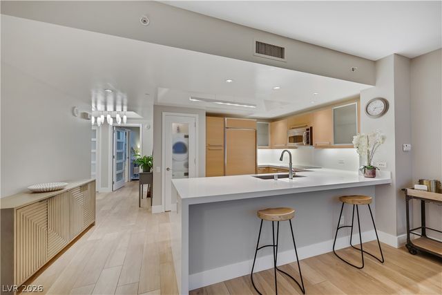 322 Karen Avenue 2902, Las Vegas, NV 89109