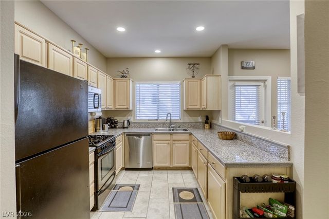 5250 South Rainbow Boulevard 2032, Las Vegas, NV 89118