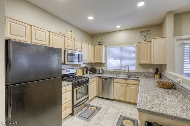 5250 South Rainbow Boulevard 2032, Las Vegas, NV 89118