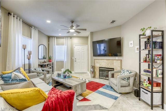 5250 South Rainbow Boulevard 2032, Las Vegas, NV 89118