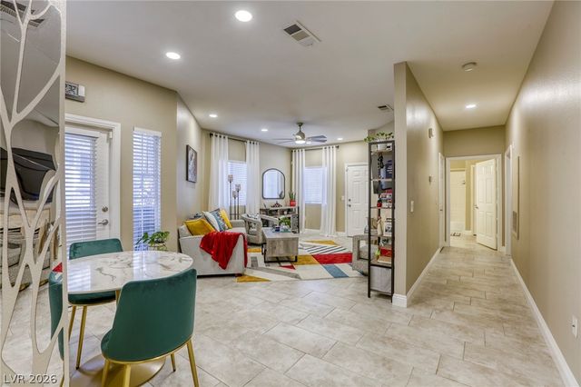 5250 South Rainbow Boulevard 2032, Las Vegas, NV 89118