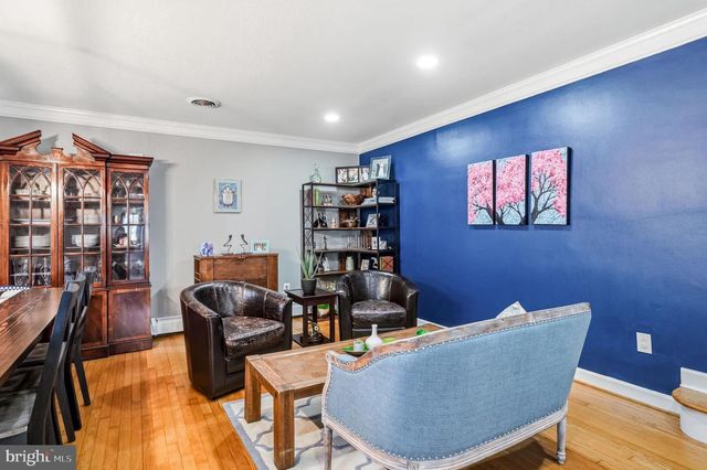 242 CENTER ST, Moorestown, NJ 08057