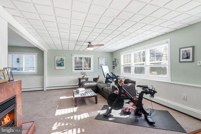 242 CENTER ST, Moorestown, NJ 08057