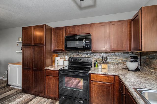531 E 3rd Street, Huxley, IA 50124