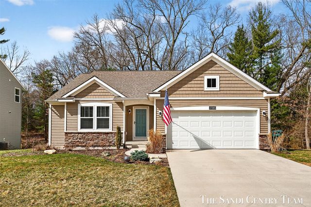 17285 Richton Drive, Nunica, MI 49448