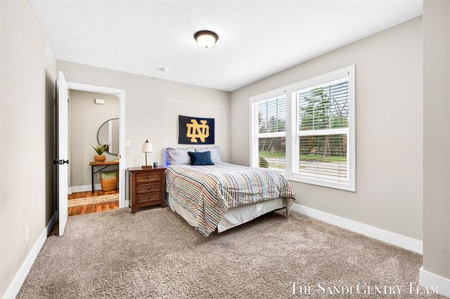 17285 Richton Drive, Nunica, MI 49448