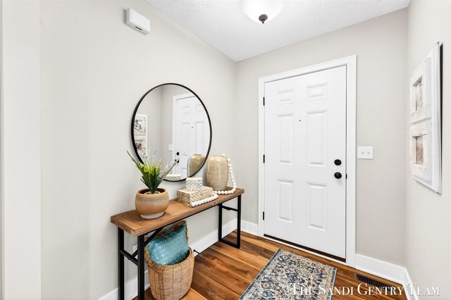 17285 Richton Drive, Nunica, MI 49448