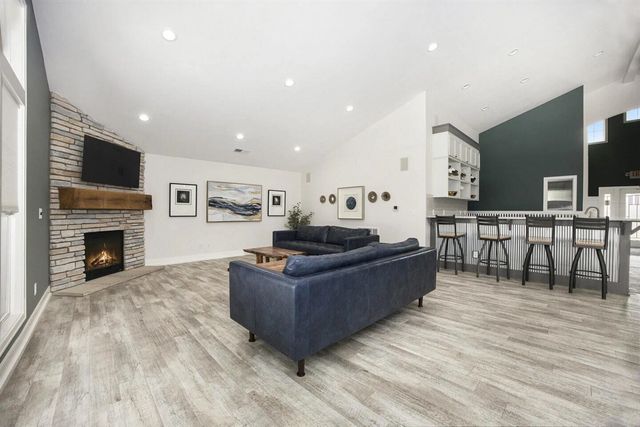 17285 Richton Drive, Nunica, MI 49448