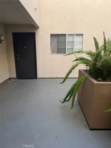 5500 Owensmouth 122, Woodland Hills, CA 91367