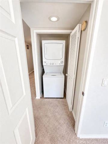 5500 Owensmouth 122, Woodland Hills, CA 91367