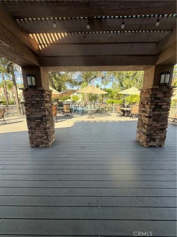 5500 Owensmouth 122, Woodland Hills, CA 91367