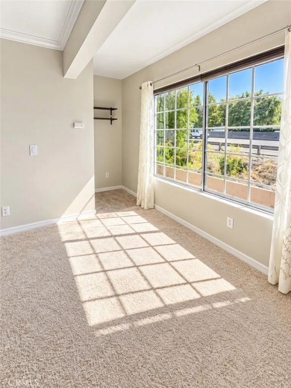5500 Owensmouth 122, Woodland Hills, CA 91367
