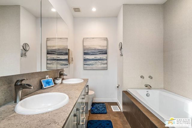 2823 S Palm Canyon Drive, Palm Springs, CA 92264