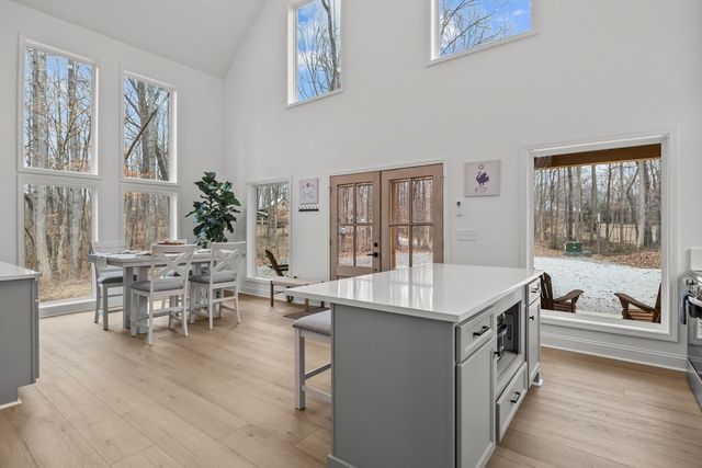 1222 Bald Eagle Dr, Kingston Springs, TN 37082