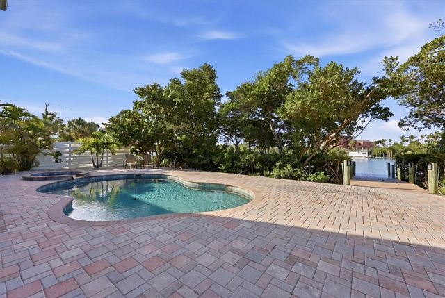 81 N GULF BOULEVARD, Placida, FL 33946