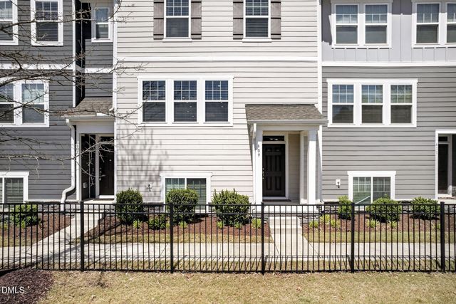 609 Traditions Grande Boulevard, Wake Forest, NC 27587