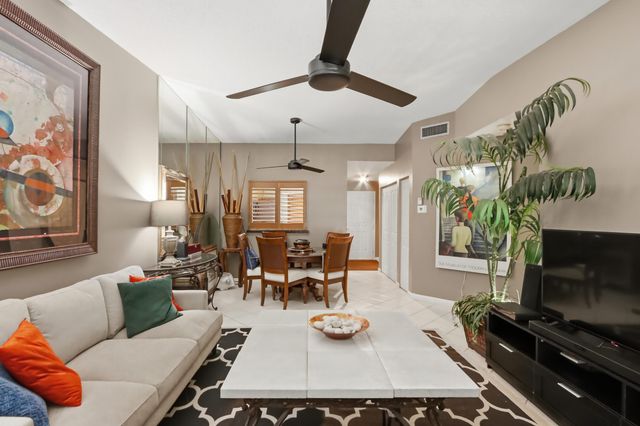 3260 Perimeter Drive, Greenacres, FL 33467