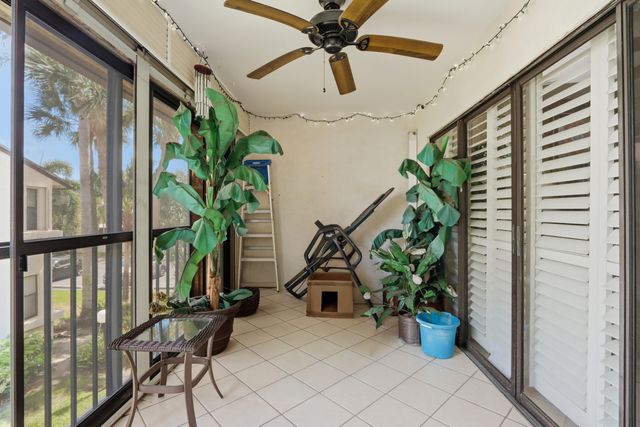 3260 Perimeter Drive, Greenacres, FL 33467