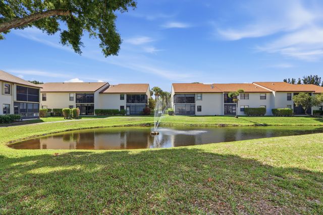 3260 Perimeter Drive, Greenacres, FL 33467