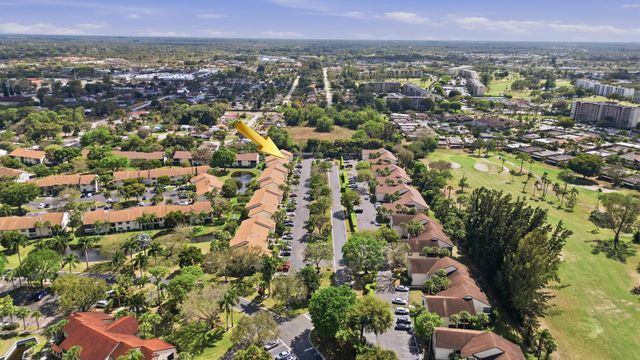 3260 Perimeter Drive, Greenacres, FL 33467