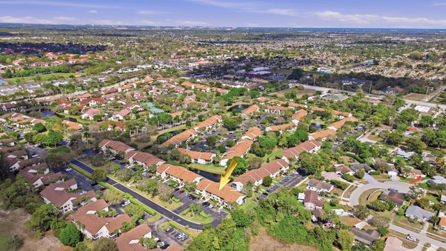 3260 Perimeter Drive, Greenacres, FL 33467