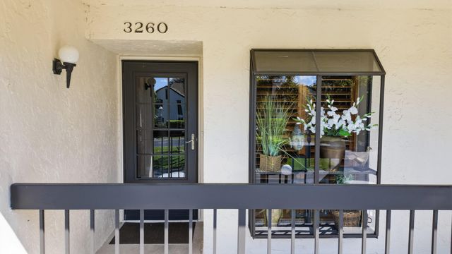 3260 Perimeter Drive, Greenacres, FL 33467