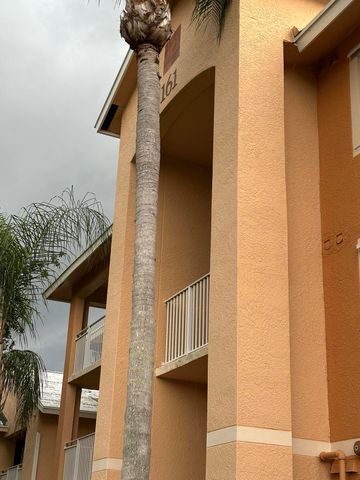 161 SW Palm Dr Apt 107, Port St Lucie, FL 34986