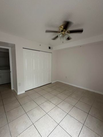 161 SW Palm Dr Apt 107, Port St Lucie, FL 34986