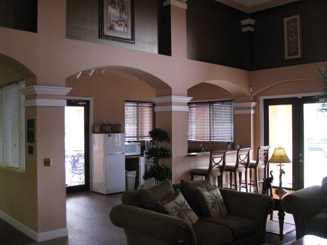 161 SW Palm Dr Apt 107, Port St Lucie, FL 34986