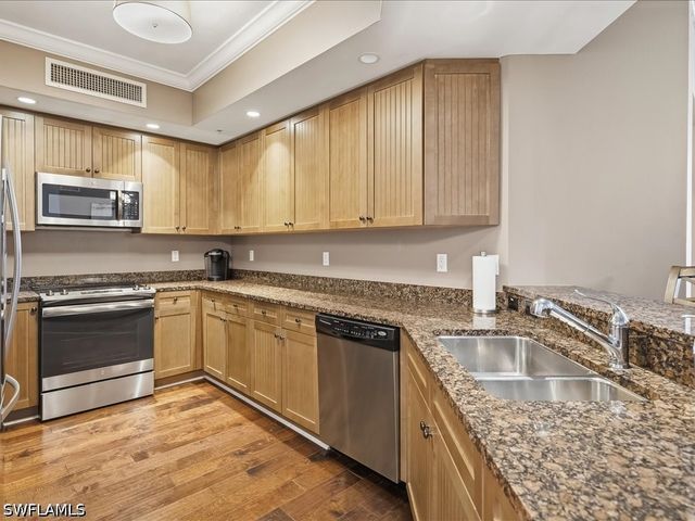 1065 Borghese LN 2005, Naples, FL 34114